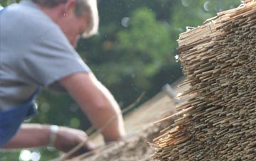 professional Corfe Castle thatchers